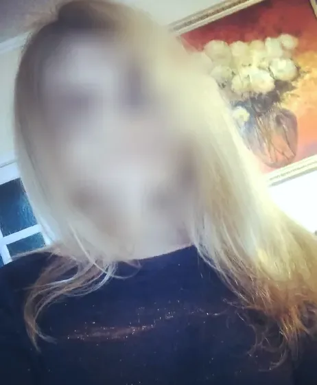 Agata, 34