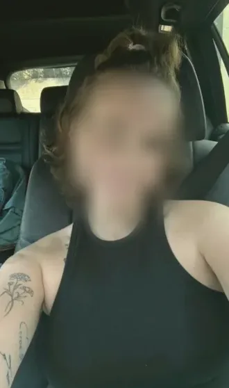 Amara, 35