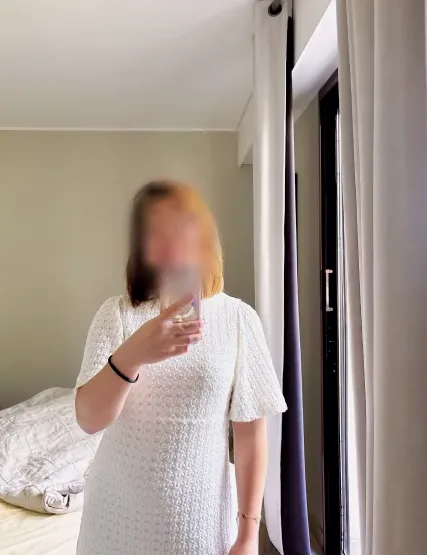 Angharad, 30