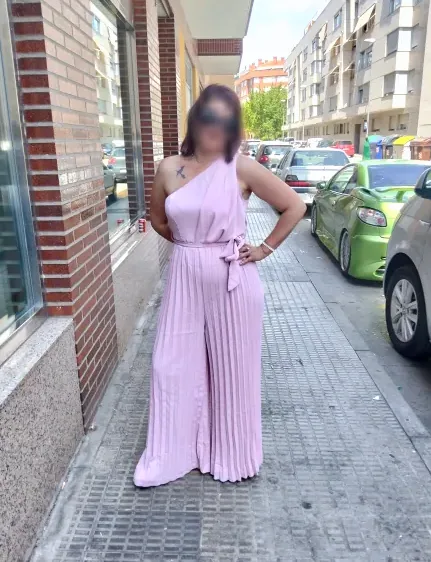 Anjali, 39