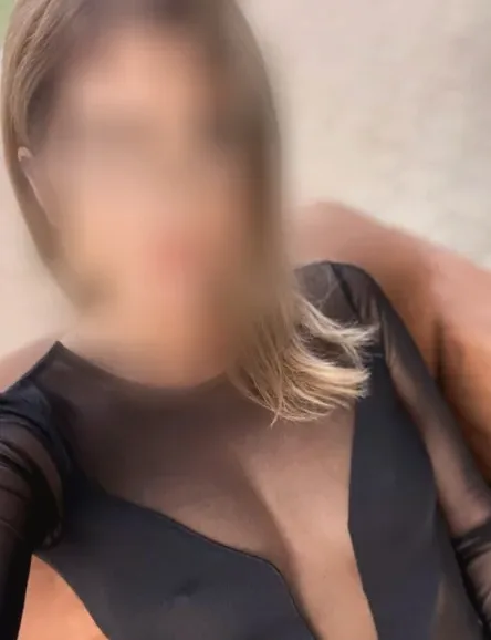 Bethany, 29