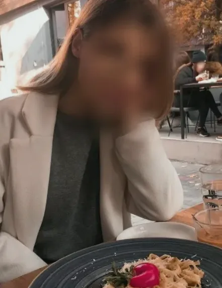 Catriona, 37
