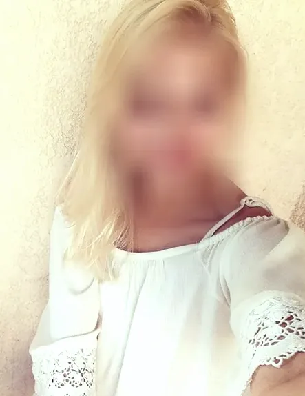 Katie, 34
