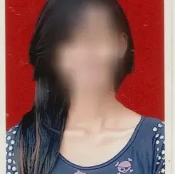 Lily, 35