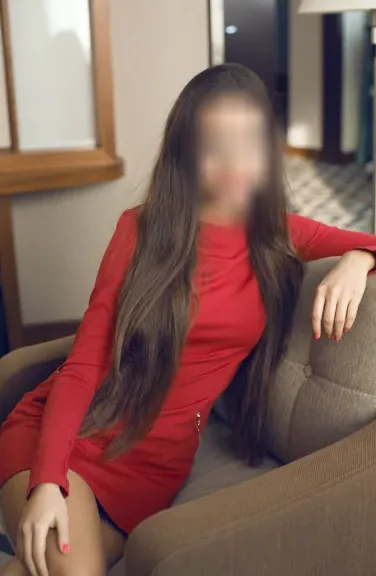 Natalie, 30