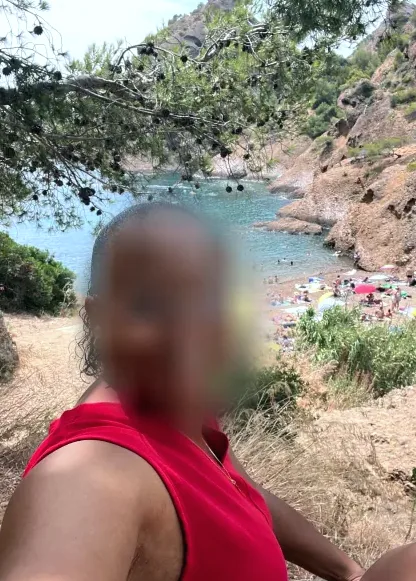 Yasmin, 33